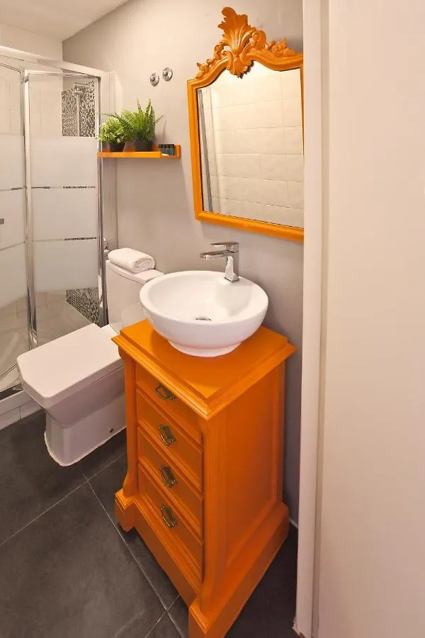 1 Bedroom Apartment - Palma Residence Lisbon
