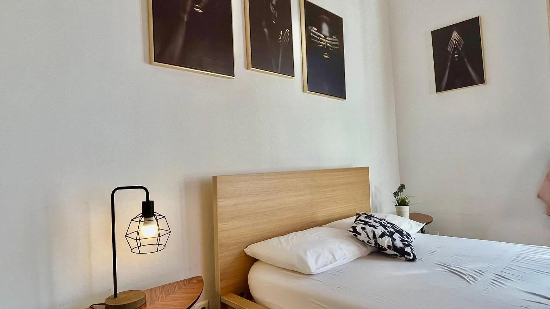 1 Bedroom Apartment - Palma Residence Lissabon 0*,  Portugal